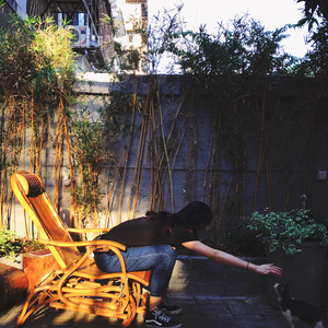 全裸美女被挤牛奶视频
